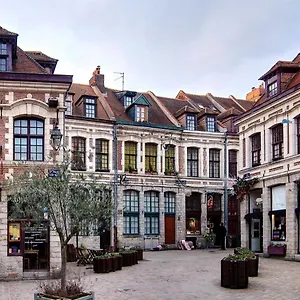 lille-grand-place-nice-studio.lillehotels.org/