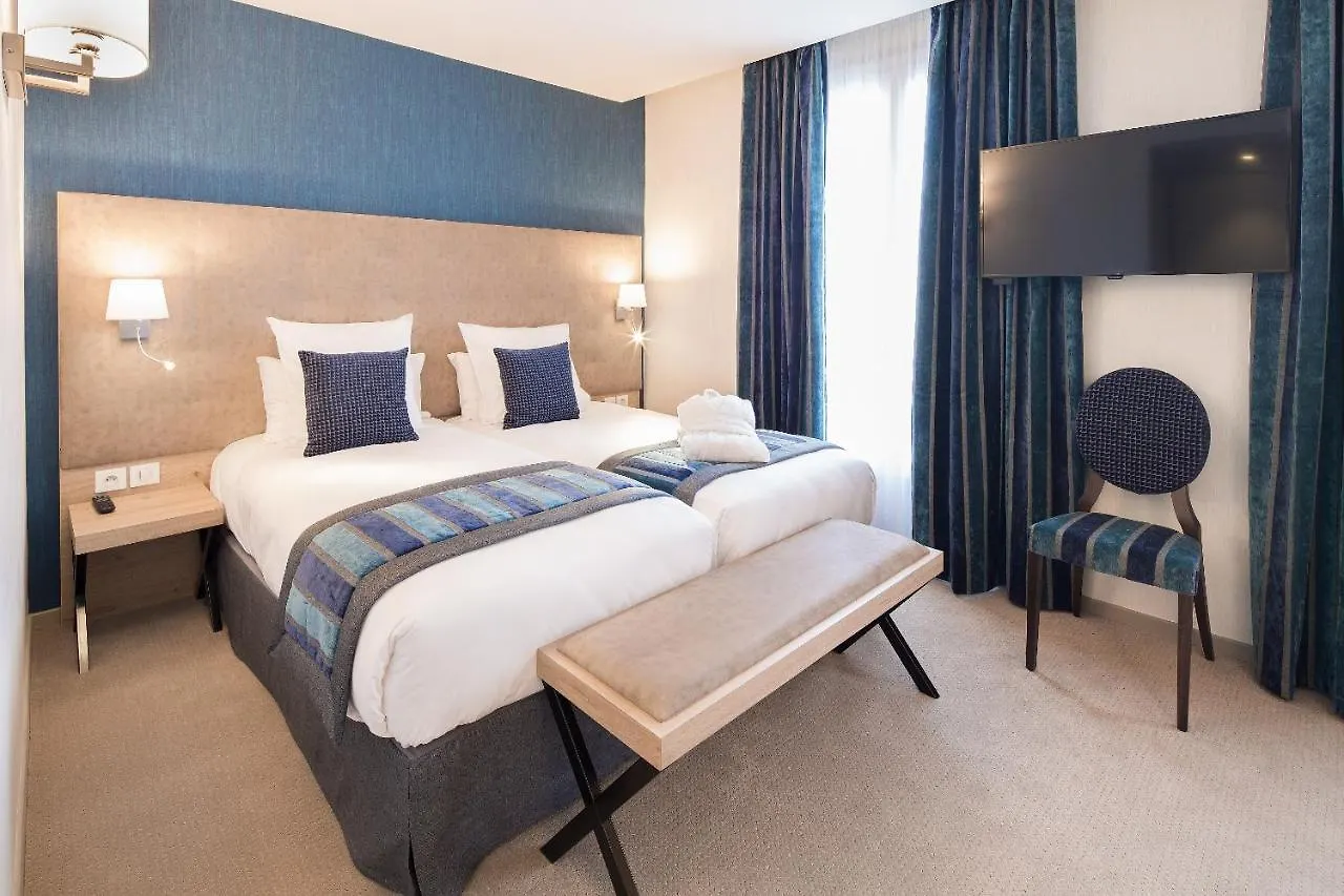 Hotel Le Rive Droite & Spa Lourdes 4*,  Frankrijk