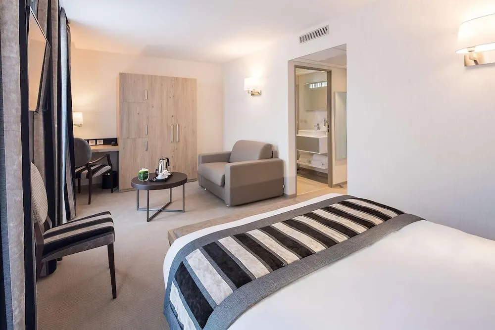 Hotel Le Rive Droite & Spa Lourdes 4*,