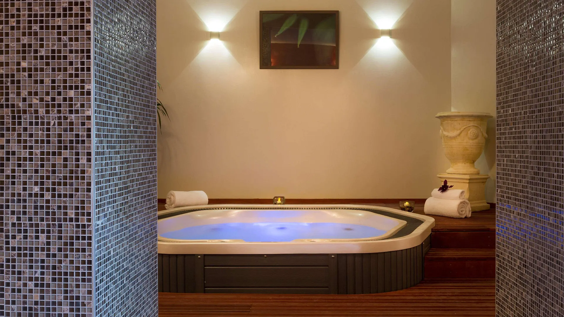 Hotel Le Rive Droite & Spa Lourdes