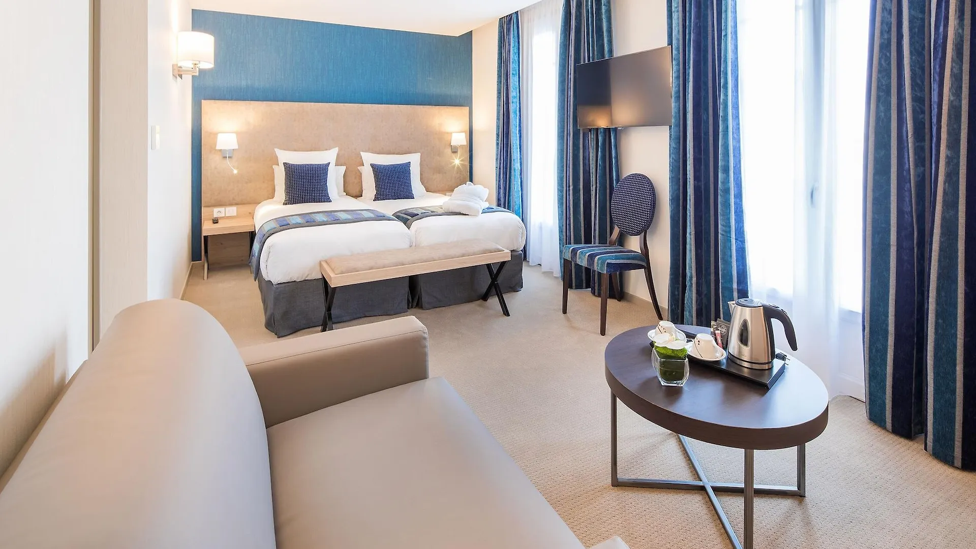 Hotel Le Rive Droite & Spa Lourdes 4*,