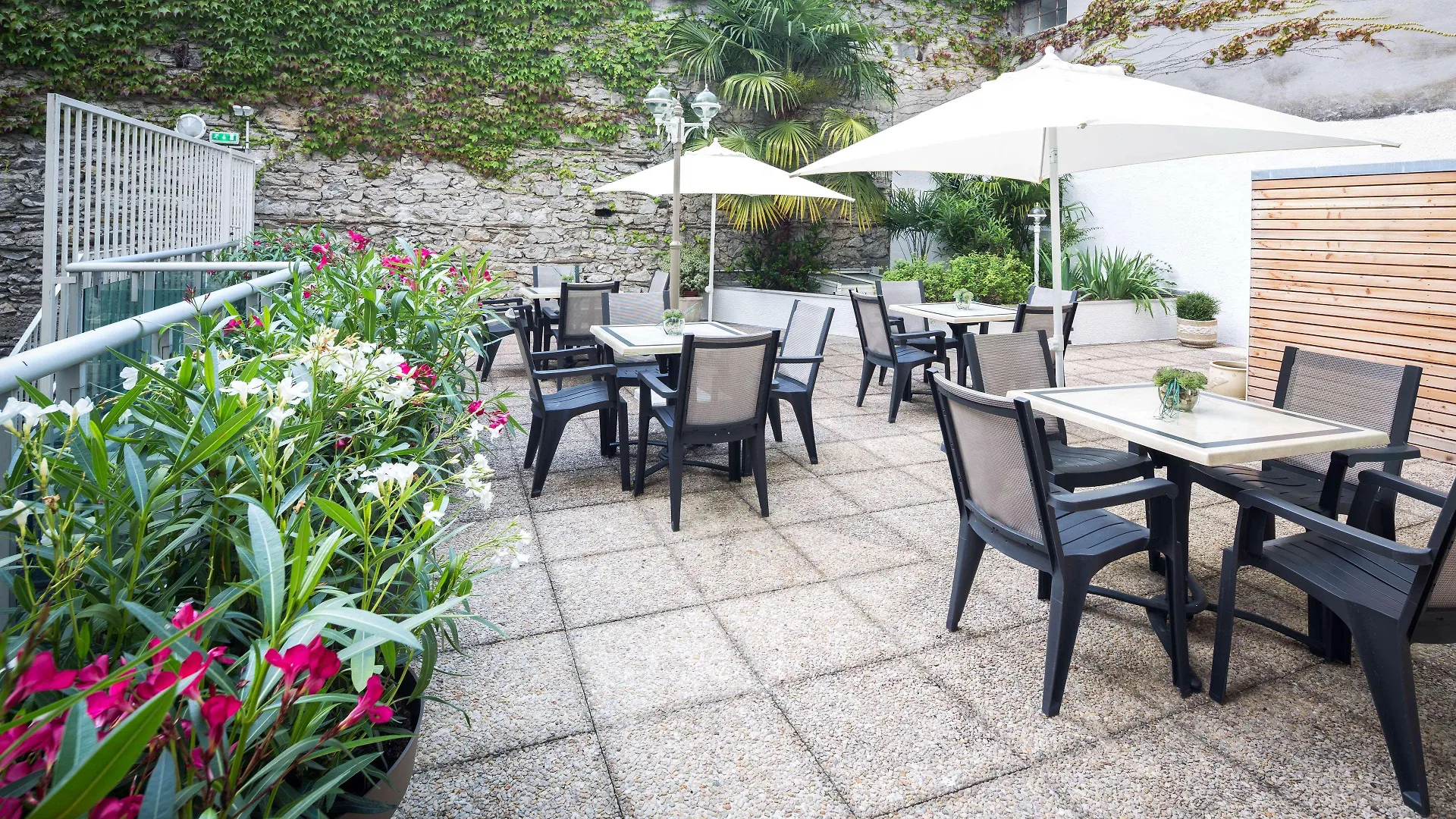****  Hotel Le Rive Droite & Spa Lourdes France